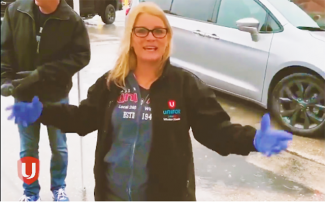 getuniondigital's tweet photo. In the chaos of the pandemic, frontline wrkrs are establishing innovative ideas, standing together &amp; going over &amp; above their call of duty to ensure the wellbeing of wrkrs &amp; the public. Thanks to these great wrkrs for their compassion &amp; dedication! #CanLab
https://t.co/lmHcbpJLFJ https://t.co/vjXxuijkcG
