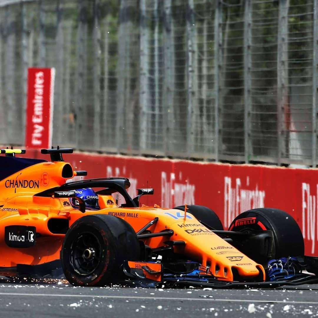 McLarenTeamFan's tweet photo. Fernando Alonso 2018 🇦🇿 #MCL33 💥
What a race and what a comeback from the Spaniard.💪🏼
#McLarenTeam https://t.co/n9v83iYuXQ