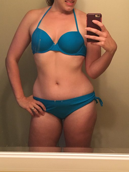 This MILF is ready for summer. How about you? ☀️ 😈 https://t.co/Jf2jNPDcOL
