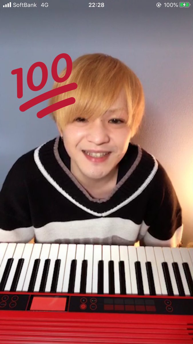 kimurocktsubaki's tweet photo. 今日やばい。神配信。
肩出しに眼鏡にスノースマイルにマジやばいほんと最強。
おなかいっぱい。
ありがとうございました🙏
うん、でも笑顔が一番好き🤤
#iNtElogiQ
#桐原チカヒロ
#ポコチャ配信 https://t.co/xffzarBl8Z