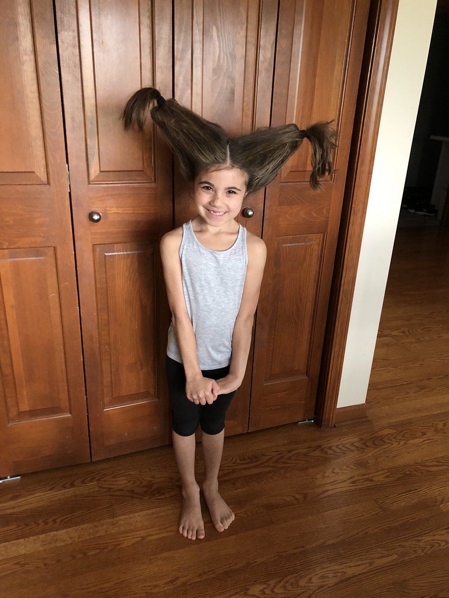 JennD55's tweet photo. @kgergits2 @kelly_zimmer @SD113A  fun class meeting today during abc countdown “crazy hair day” and earth day project! https://t.co/tLKgrTCWtp