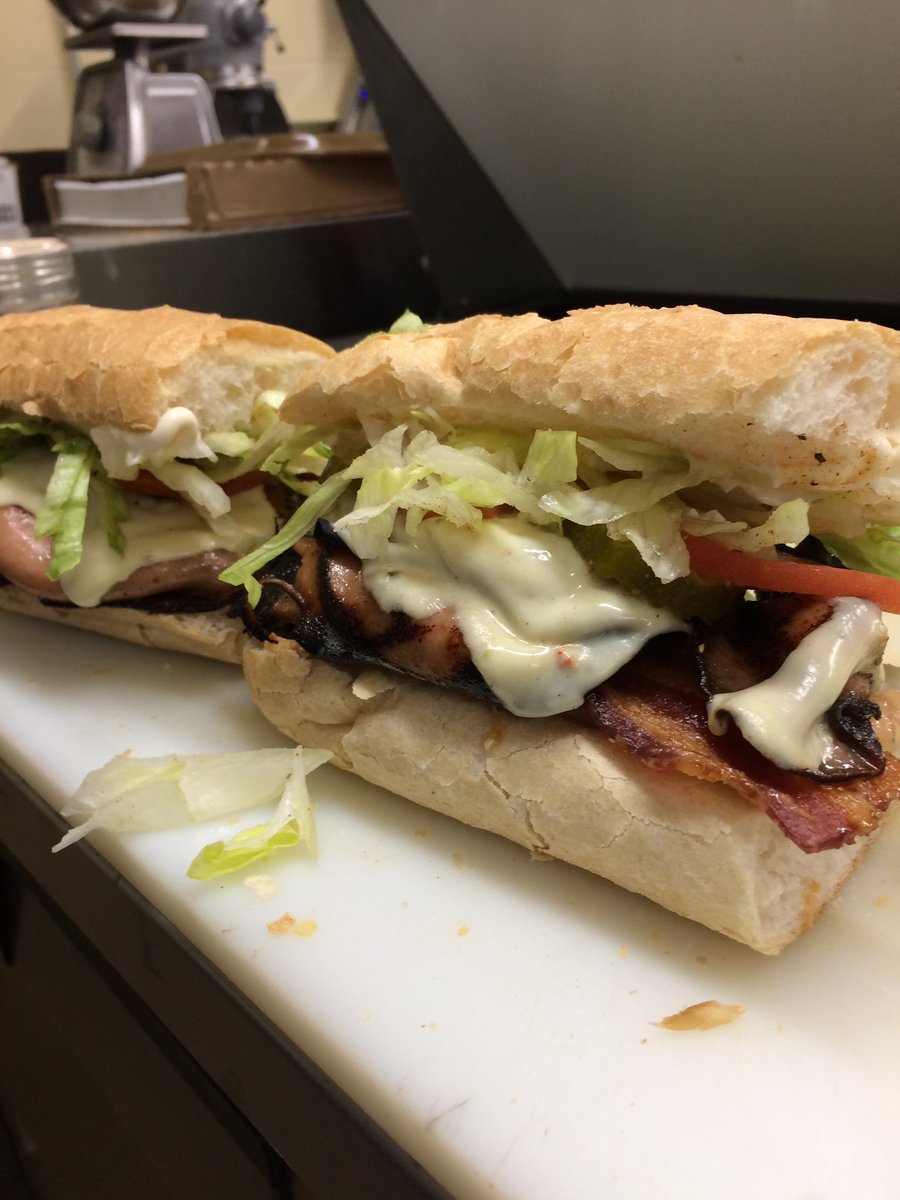 duckinmarket's tweet photo. Our Fried Bologna Po Boy is not for the faint of heart!🔥😮 Takeout on our full menu Monday-Friday!
#duckinmarket #valleyparkmo #stlburger #stlcajun #stlouis #stlouisgram #stlfoodie #kirkwoodmo #webstermo #stlrestaurants #stleats #stllunch #stllocal #stllocalbusiness #cajunfood https://t.co/PNDmA6scoT