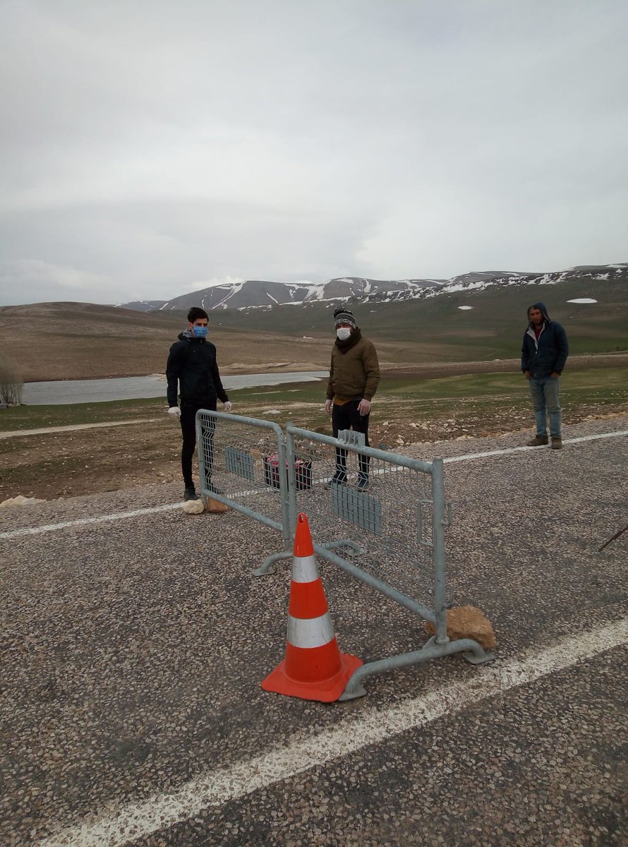 "İnsanı yaşat ki devlet yaşasın." Şiarıyla Tekman Vefa Sosyal Destek Grubumuz dün olduğu gibi bugün de ve yarın da tüm kurumlarımızla birlikte vatandaşlarımızın hizmetindedir.
#SenEvdeKalTekman
#EvdeHayatVar
<a href="/ondercengel/">Önder Çengel</a>