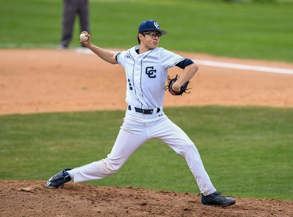 justinortegaa2's tweet photo. I am blessed and humbled to announce my commitment to further my academic and athletic career at St. Mary’s University. I would like to thank God, my family and friends, and my coaches and teammates throughout the years who have supported me in achieving this goal. #fangsout https://t.co/UG6d807ZSk