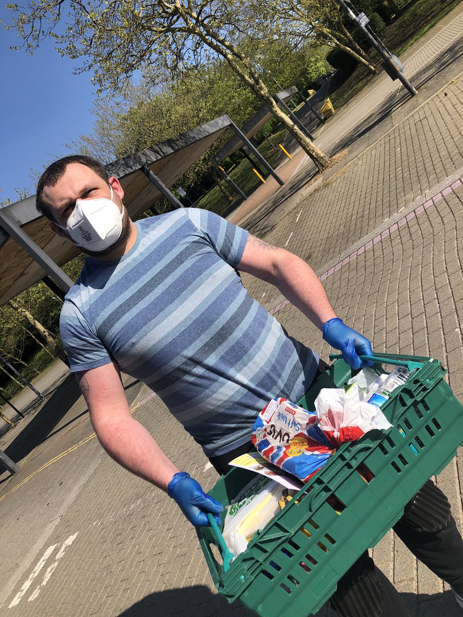 MK town Cllrs for Tattenhoe area   <a href="/Ant4Tattenhoe/">Cllr Anthony Brown</a>  and @JLancs_Official joined forces with  <a href="/DREAMSAIMK/">DREAMSAI</a> team to deliver basic essentials to the most vulnerable members in our communities

#CaringCouncillors #LoveMK 

Thank you for your support <a href="/MKComFoundation/">MK Com Foundation</a> <a href="/mkfoodbank/">MK Food Bank</a>