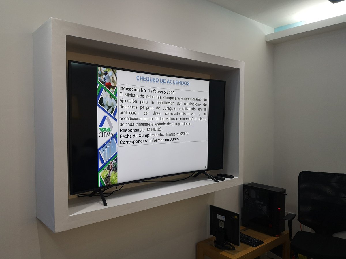 AntonioRdguezR's tweet photo. Presidida por la Viceprimera Ministra Inés María Chapman, se efectúa en composición reducida, el Balance de la Comisión Higiénico Sanitaria y de Calidad Ambiental, en el 2019 se visitaron 277 entidades para evaluar el tema #SomosContinuidad 🇨🇺 https://t.co/u8YDQr7a1U