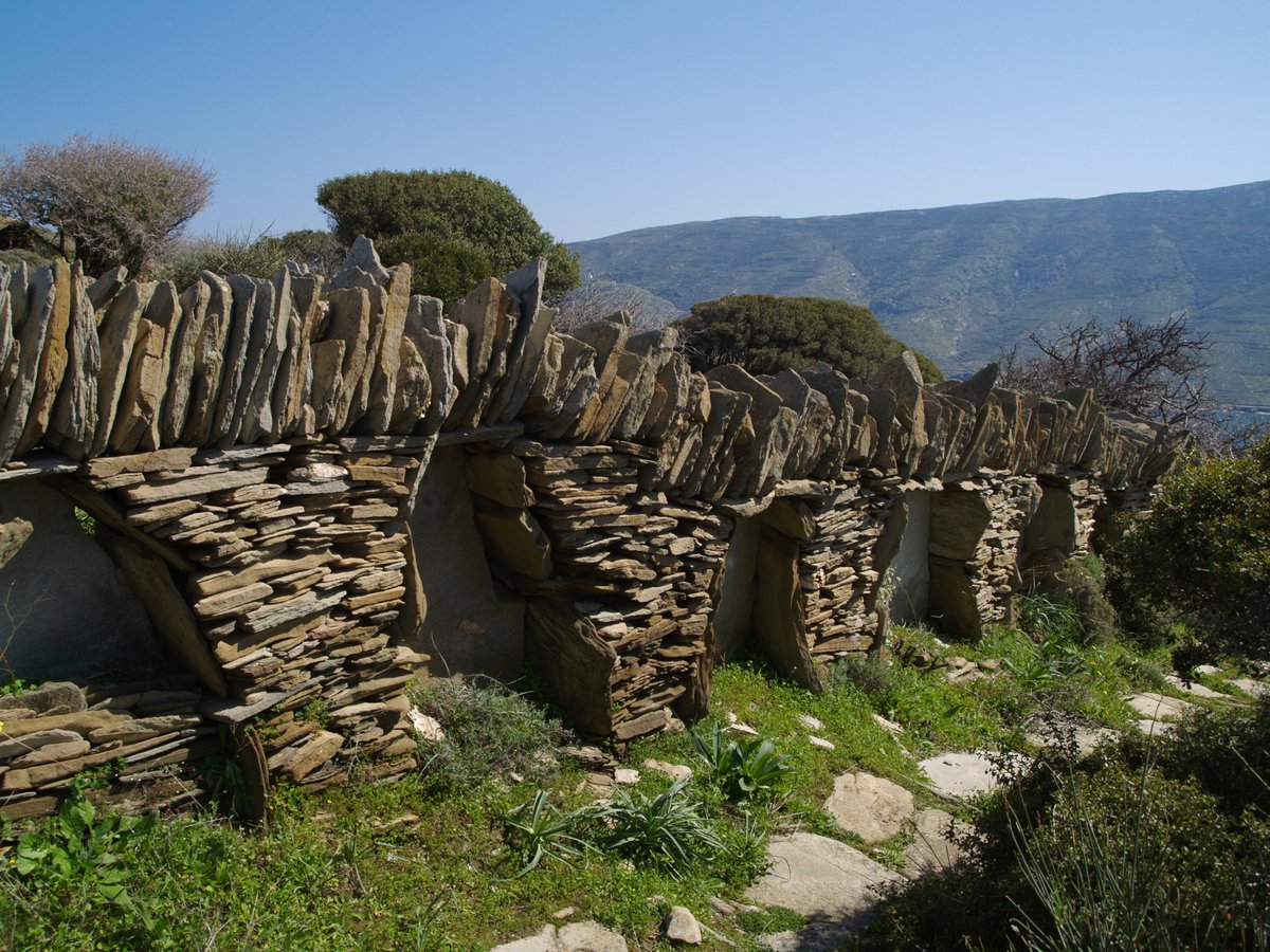 OneFootFwrd_Gr's tweet photo. #EarthDay2020  We are a part of the environment not apart from it -Dry stone walls, an integral part of the agriculture landscape and of our cultural heritage@Cyclades_GR 
Let's consider the impact our behaviour has in our planet, now more then ever 
We say NO to wind generators https://t.co/Wef8oxcQ9e