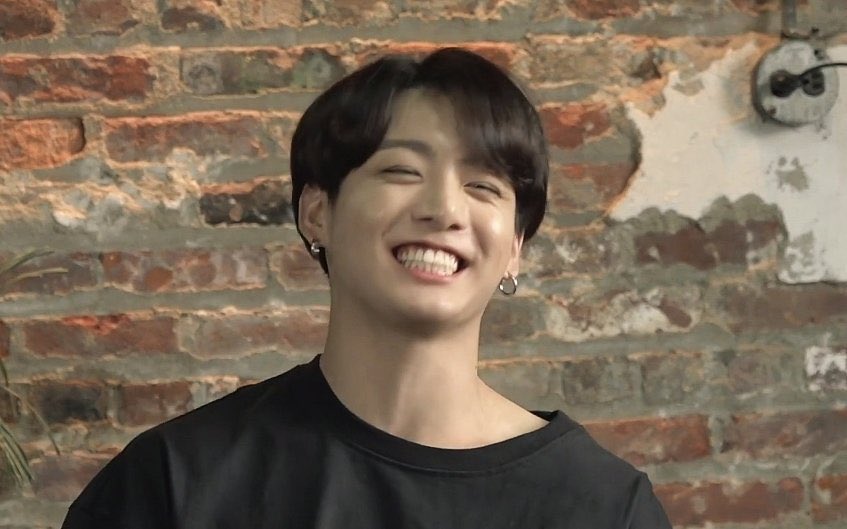 sequence of pictures of jungkook smiling — a thread to make you smile ♡