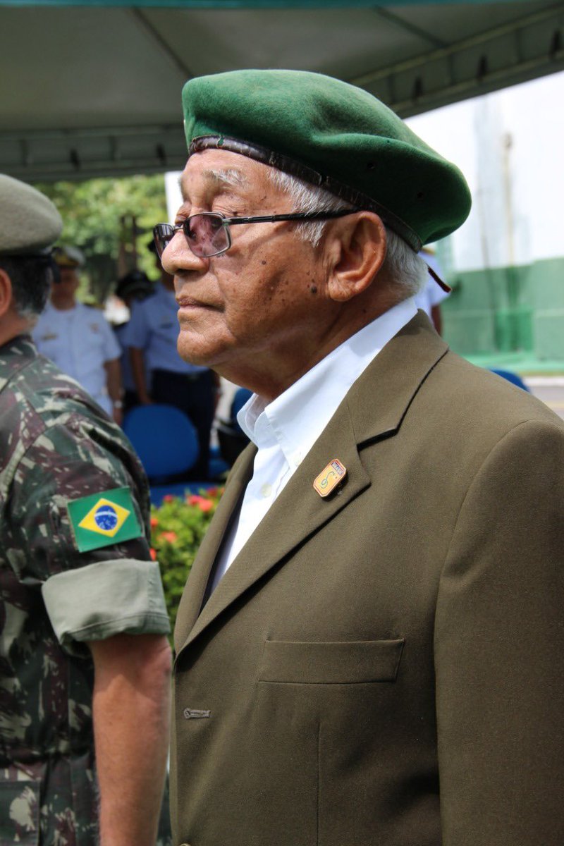 CmdoCMN1's tweet image. Faleceu ontem o 1º Ten Raimundo Nonato de Castro, paraense e ex-combatente da FEB (II Guerra Mundial). O CMN reverencia a bela história e o legado deixado pelo nosso herói que serviu no 26º BC (atual 2º BIS) e, na Guerra, participou da tomada de Montese e da rendição alemã.