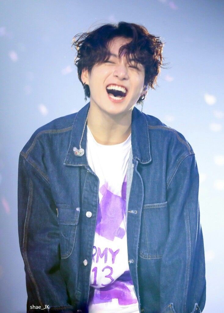 sequence of pictures of jungkook smiling — a thread to make you smile ♡