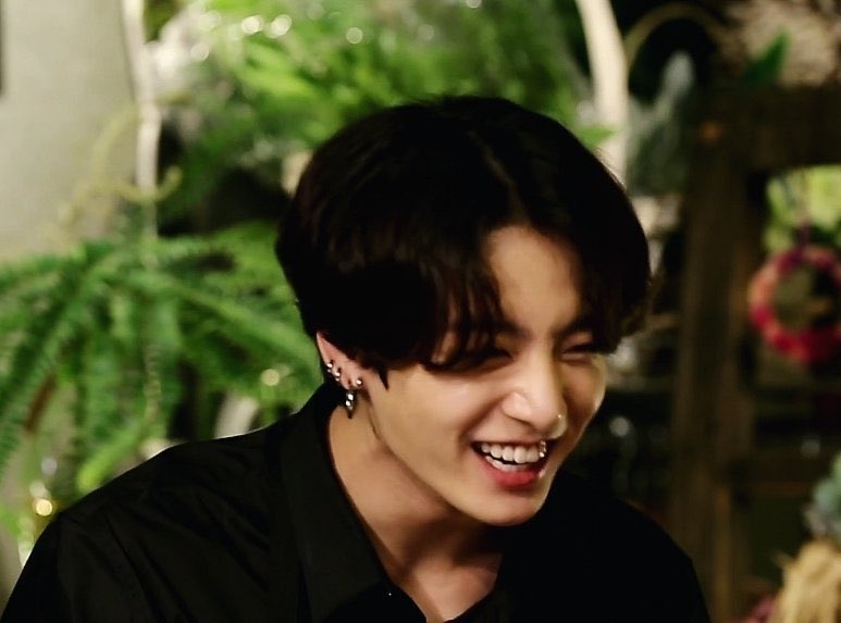 sequence of pictures of jungkook smiling — a thread to make you smile ♡