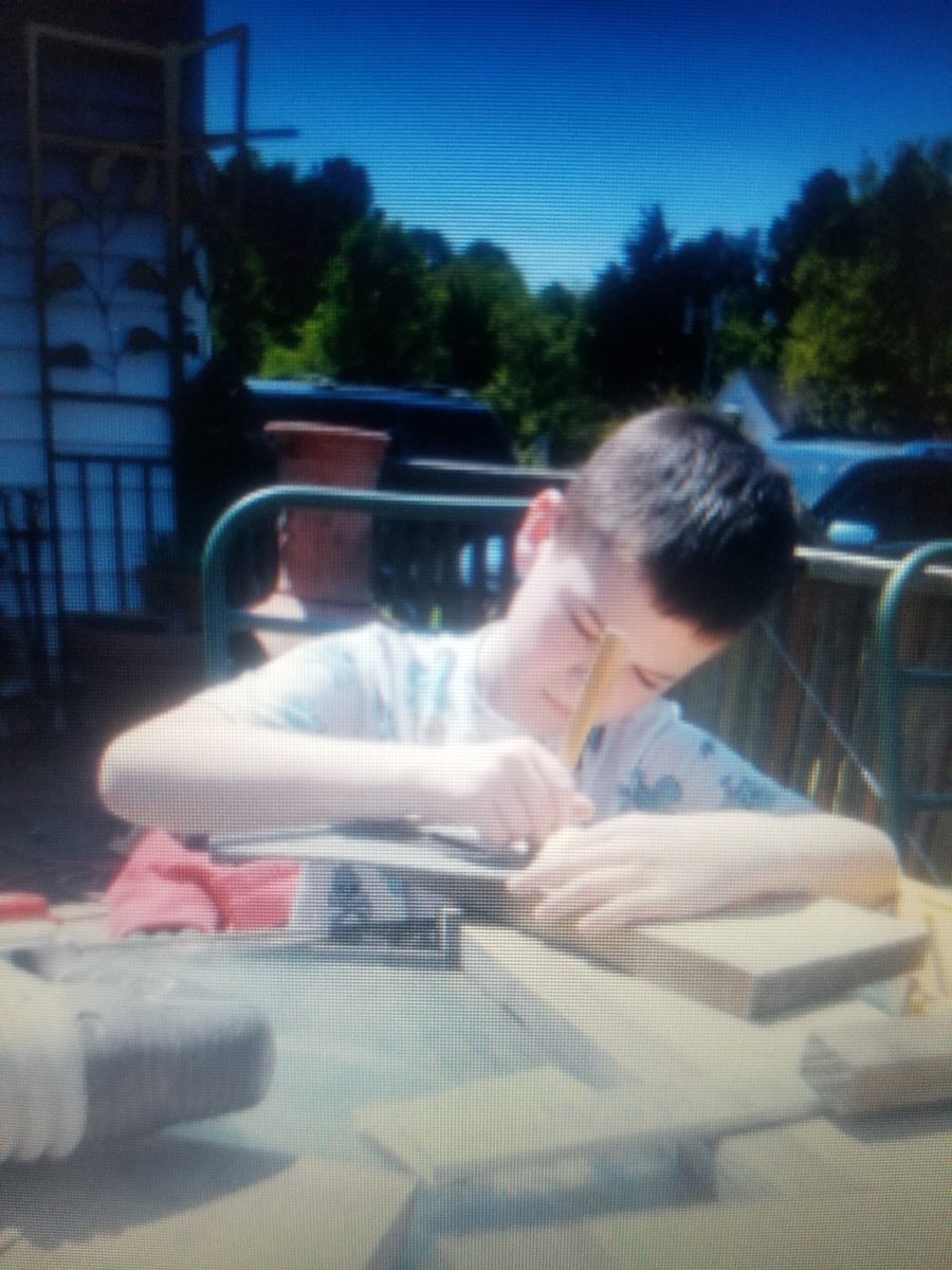 chicocollins28's tweet photo. @LaurelMillElem I'm so thrilled that 1 of my Ss is putting what we've learned about measurement to action as he builds a castle for his guinea pig! Hands-on learning is why I teach. When Ss see the why & get to work! Now, this is real world experience! @ECUcrystalECU https://t.co/SgUYkGlGcb