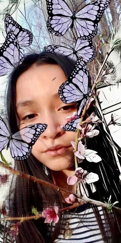 DAVArts's tweet image. “Beauty lies in the moments you least expect it to…”
-Photo Diary excerpt from Lizzet (age 11)
At DAVA we are actively “remote” working with our students and this is an example of the outcome. #DAVArts #CreatingRemotely #TogetherWeWillGetThroughThis