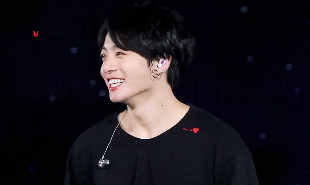 sequence of pictures of jungkook smiling — a thread to make you smile ♡