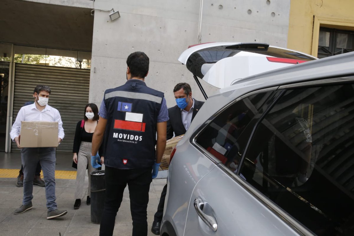 sebastiansichel's tweet photo. Si eres de los que se preguntan cómo puedo aportar en esta crisis del Covid-19, en https://t.co/X0spTrCN7t puedes ser parte de #MeSumoalaCausa junto a @MovidosxChile @el_BID @clycme @fsancarlos y organizaciones de la sociedad civil para donar en línea y saber dónde va tu apoyo. https://t.co/UfBCeid8U1