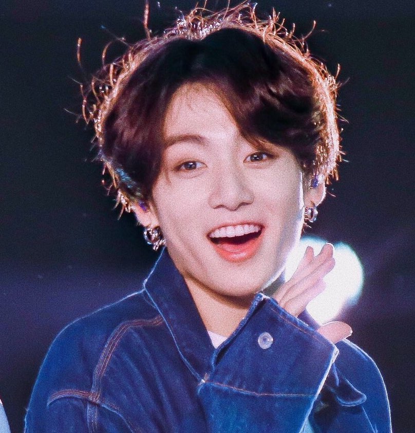 sequence of pictures of jungkook smiling — a thread to make you smile ♡
