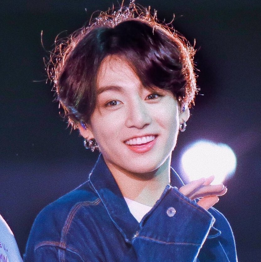 sequence of pictures of jungkook smiling — a thread to make you smile ♡