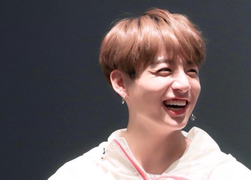 sequence of pictures of jungkook smiling — a thread to make you smile ♡