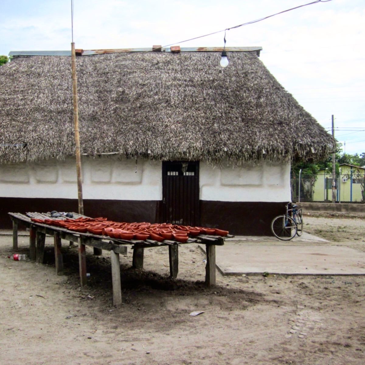 AncientCookware's tweet photo. This week we celebrate the artisans of La Chamba, Colombia!
Check our Instagram and Facebook for more information.
#handmade #handmadecookware #cleaneating #cleancooking #freeofchemicals #artisans #colombian #colombiancookware https://t.co/PTpzUrbrDP