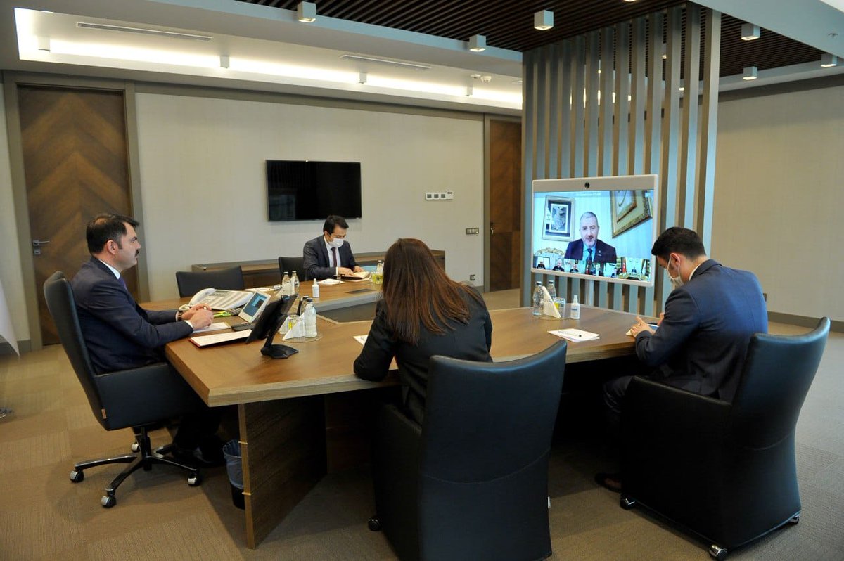 Çevre ve Şehircilik Bakanımız Sayın <a href="/Murat_Kurum/">Murat KURUM</a> ile gerçekleştirdiğimiz online toplantıda #Covid19 sürecinde Orta Ölçekli Sanayi Sitelerinin durumunu ele aldık, değerlendirmelerde bulunduk.