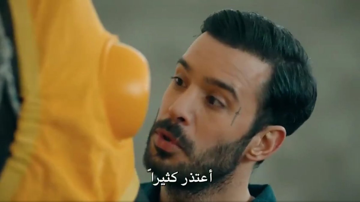 Besides his love for her Will be unhealty,because he Will try To destroy anyone getting closer To her,his behaviour with his employee proves how far he Will go if someone hurts the thing or the person he loves,which means A Will be a fierce and unbeatable ennemy  #cukur  #EfYam ++