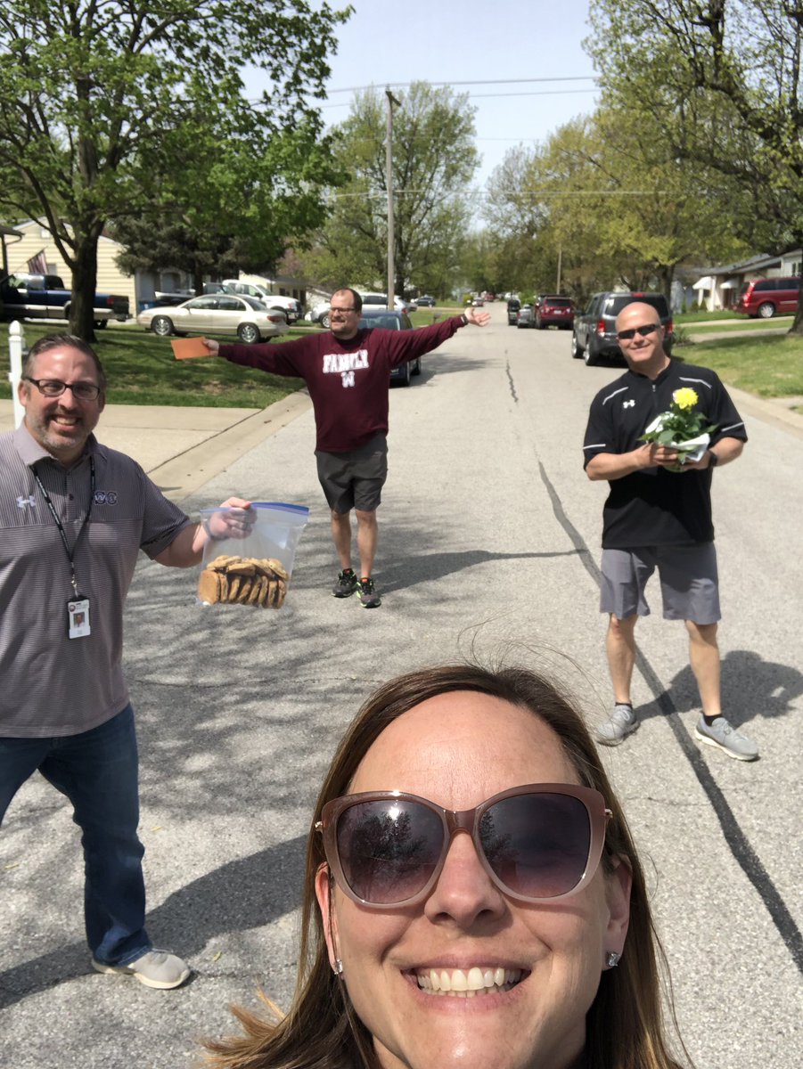 Angela Syron tweet media