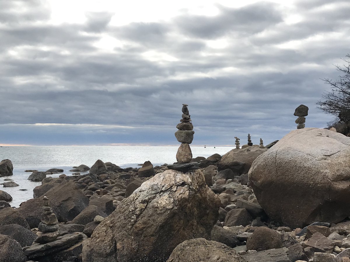 75Locust's tweet image. #socialdistancing activity #capecod #woodshole style.  When everything is upside down, this spot feeds the soul.