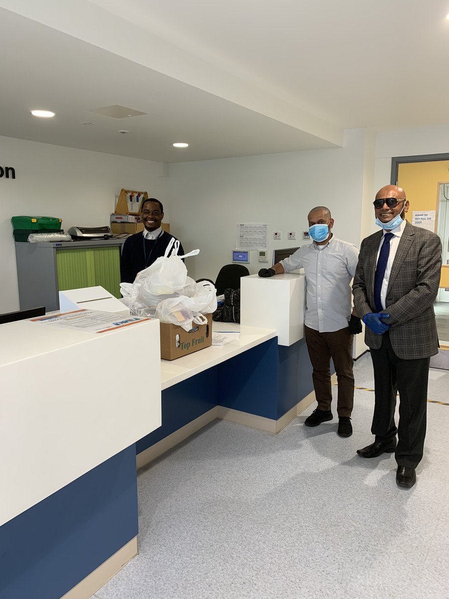 Today I was helping  Zafran Rest 349 Lower Addiscombe Road with packing, tasting and delivering delicious food for our heroes, the NHS staff and Key workers in Shirley Clinic, Crystal CDC and in Croydon University Hospital. @CllrTony @CalltonYoung @MayorOfCroydon @BBSC_Official