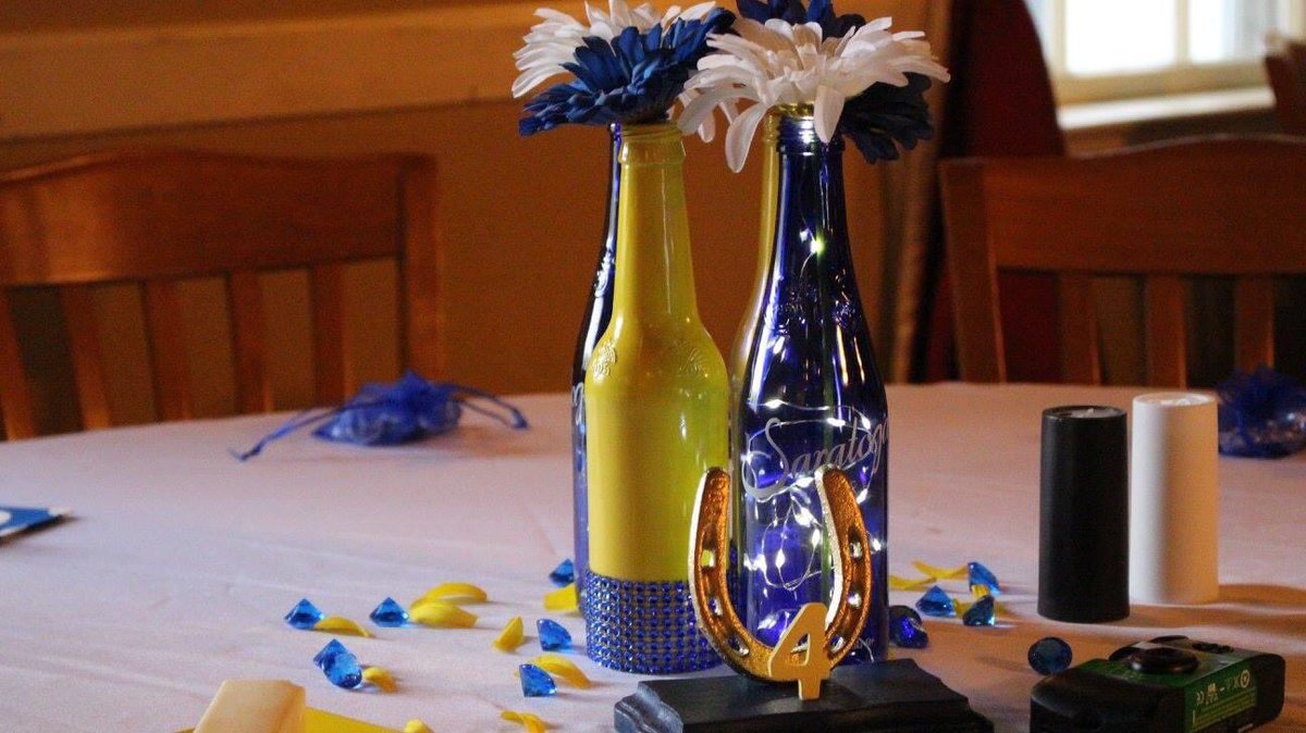 MrsB422's tweet photo. Happy anniversary @AjBenton3 💙 We even had @saratogacom hold a special place at our wedding. Here’s to many more August weeks there! #wedding #sportofkings #saratogaspringsny #anniversary https://t.co/GBlUjIvM3j