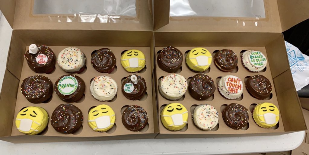 RobertM0726's tweet photo. Special delivery for the heroes at West Hempstead courtesy of @C__Lopez__ and @SweetSmartNYC thank you for the cupcakes!! Curbside pickup!! Perfect way to get the team nice and plump!! 😀😀😂 #LINW @Ali52103530 @lpetrone9 https://t.co/CEC7T8XXYv