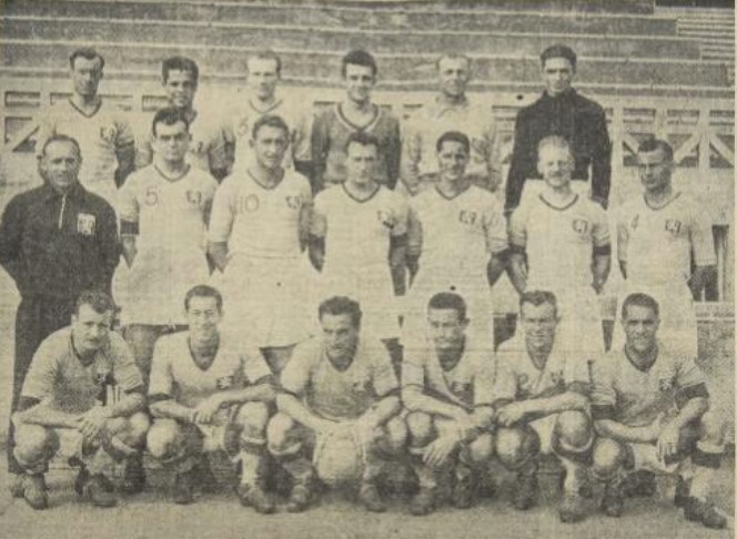 OL_HISTOIRE's tweet photo. Il y a pile 69 ans aujourd'hui, le 22 avril 1951, l'OL montait, pour la 1ère fois en Division 1, après 1 match nul 1/1 à Rouen.
Cet exploit permettait d'espérer voir l'OL continuer à vivre au moins 1 saison supplémentaire.
Pour le succès que l'on connaît aujourd'hui.
Allez l'OL ! https://t.co/hWQPhHSBex