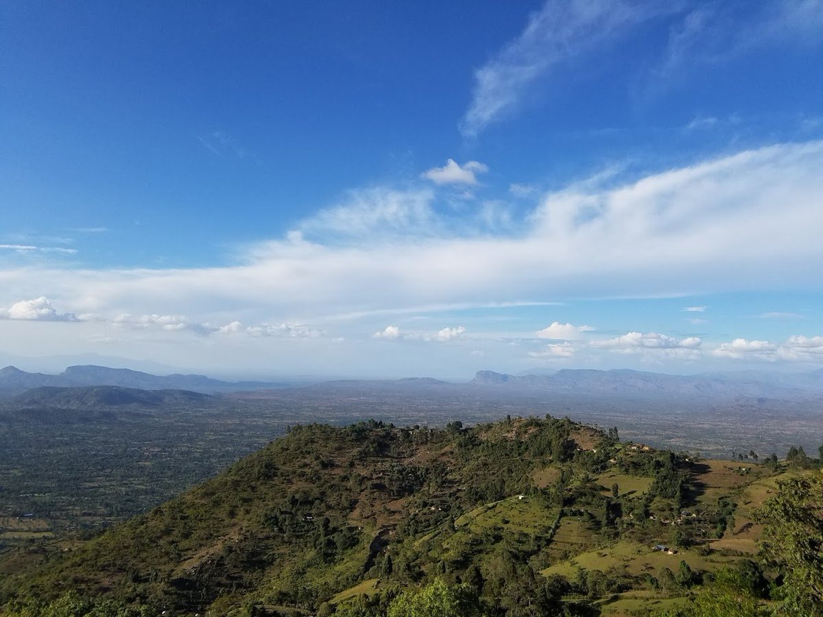 samtoorr's tweet photo. “Nature is painting for us, day after day, pictures of infinite beauty.” – John Ruskin
#EarthDay #EarthDay50 #ColoradoSprings #WestPokot #NatureisNeat https://t.co/UVhlTo55US