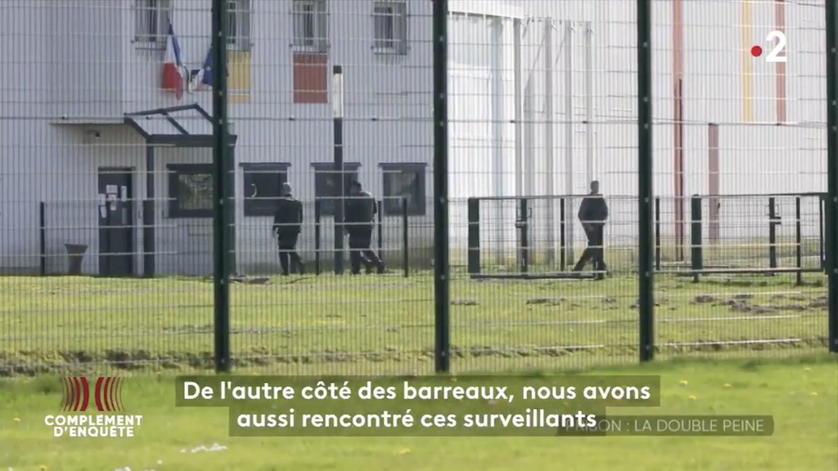 G_Beaufils's tweet photo. 🚨Ne manquez pas notre reportage sur les #prisons françaises CE SOIR à 22H50 dans @Cdenquete sur @France2tv ! Comment les détenus et les surveillants font face au #COVID19 ? La situation est explosive.

📺"Prison : la double peine", réalisé avec @LouisMilanoD
 
#Cdenquete https://t.co/RTV3n3EgRb