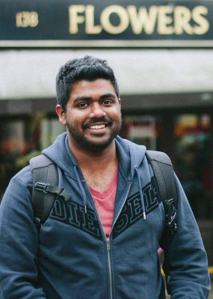 Three years, 1095 days, since I would last hear from my brother. Couldn't comprehend how things unfolded as my world collapsed around me. 
Three years since, waiting for justice. 
To say that I miss him will never do justice to how incomplete I feel. 
23 April 🎈
<a href="/WeAreYaamyn/">WeAreYaamyn</a>