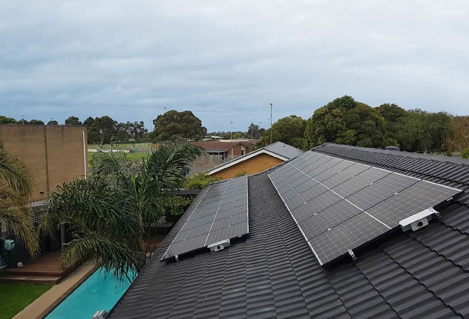 RockysEnergy's tweet photo. This freshly installed 6.6kW Solar System will mean this Traralgon family doesn’t have to worry about the rising cost of electricity bills this year.

#Solar #Gippsland #Traralgon https://t.co/S4c9rbIjO0