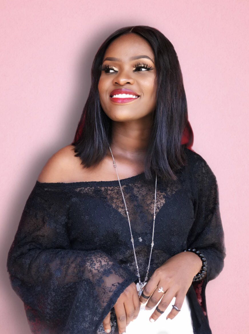 _princessa23's tweet photo. Happy birthday to someone amazing, talented, beautiful, smart, yes that’s just it, I am the someone. Say a prayer for me if this crosses your timeline. @winn_eey was behind the camera📱 #BirthdayInQuarantine #birthdaygirl #unibenvsunilag #abuadvsunilorin #EarthDay https://t.co/azvR8DnJCe