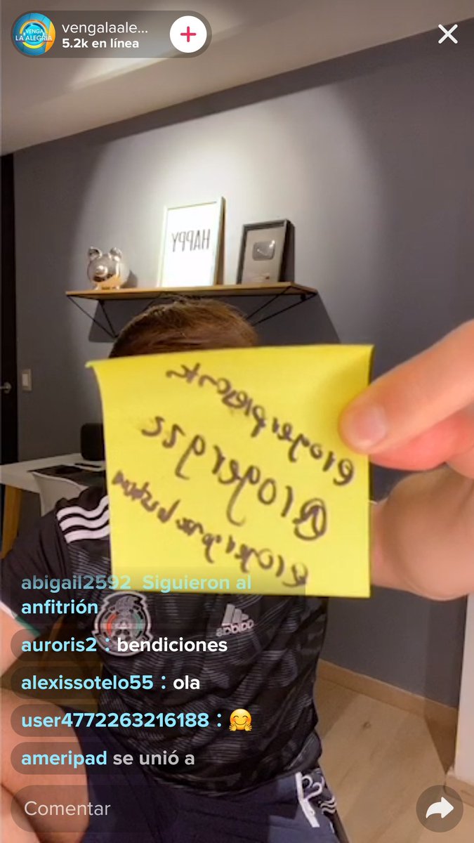 ThomasCalderonn's tweet photo. @rogergzz   😂🤣🤣 Estaba al revés  JAJAJAJAJA   o escribes como doctor 🤔😂😂 https://t.co/dxnODQqbnK