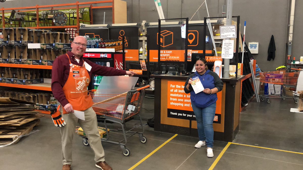 The West Allis Home Depot tweet media