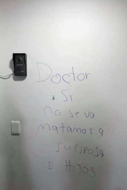 lasocomeg's tweet photo. Rechazamos rotundamente las amenazas de nuestros médicos generales colombianos!!! https://t.co/PGsbDDguFj
