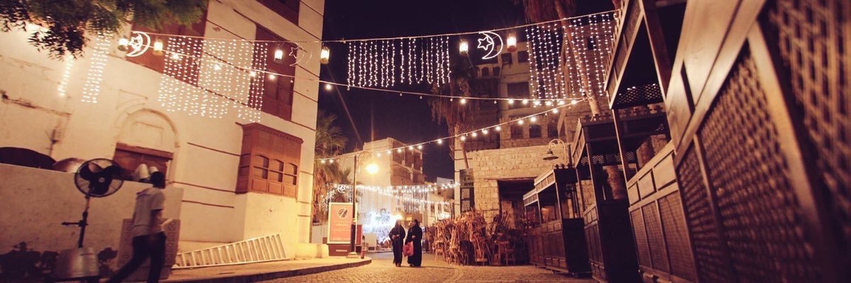 _xeii98's tweet photo. #شهر_رمضان
إفرحوا برمضان مهما كانت الظروف و إستبشروا بقدومه فهو فاتحة كل خير وفيه تتنزل الرحمان🌿💛 https://t.co/Rw1GzhkS1H