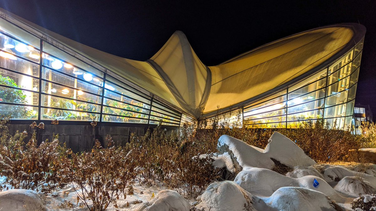 daytrippingROC's tweet photo. National Architecture Week was originally planned for April 20–26, but has been postponed. Nonetheless, I love capturing Rochester's architectural beauty & picked a few of my favorites to share with you. View more on Facebook @ https://t.co/12PivElItr
#ArchWeek20 #ROCitecture https://t.co/U9SuqOUMc0