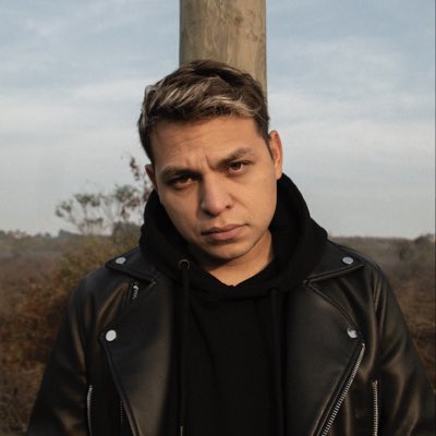 LowsanMelgar's tweet photo. #NewProfilePic https://t.co/CgFROCm2OJ