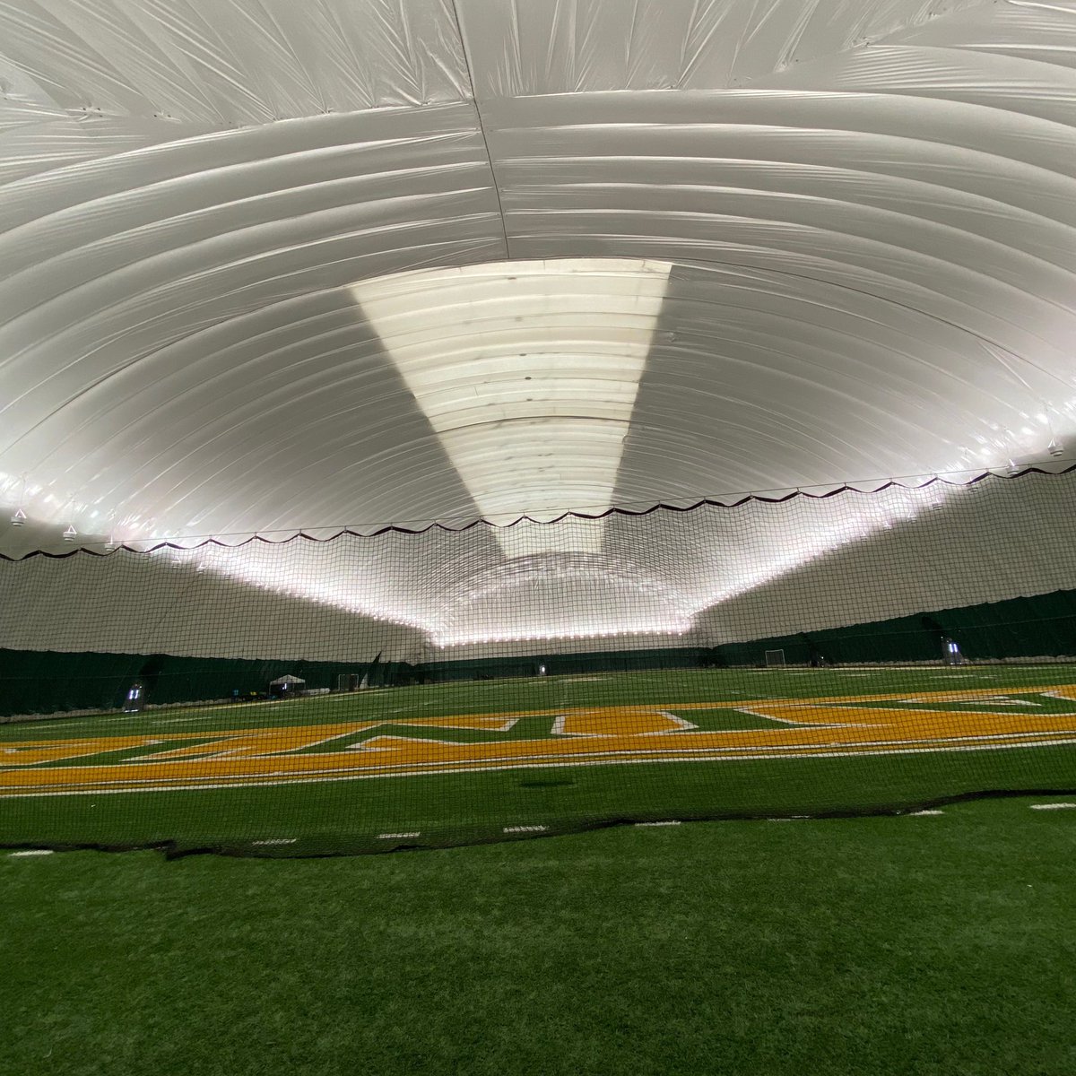 Blessed to receive my first offer from Presentation College after a great talk with @Coach_Brassilio <a href="/PCSaintFootball/">Presentation Football</a>