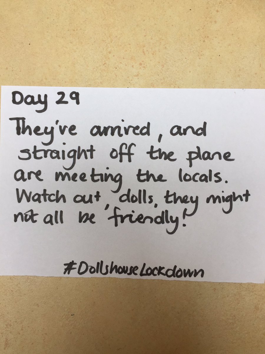 Day 29 The dolls have disembarked in Australia. Make sure you drink plenty of water, dolls, it’s hot here. Maybe you should have packed your sunhats?  #DollshouseLockdown  #lockdownnz  #travel
