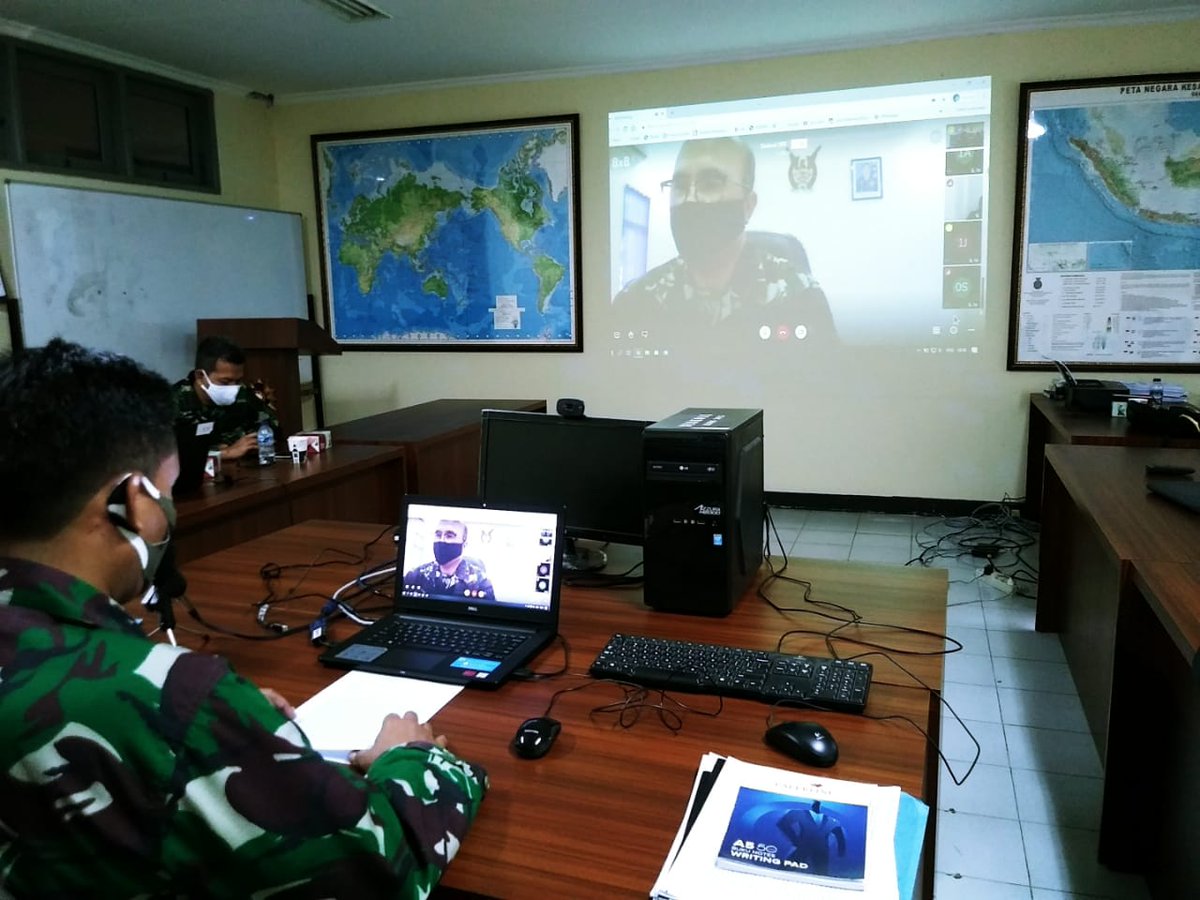 LanudZ's tweet photo. Danlanud ZAM Sebagai Narasumber Forum Strategi II Perwira Mahasiswa Dikreg Seskoal A-58 Bertempat di gedung serba Guna Lanud ZAM, Komandan TGKH. Zainuddin Abdul Madjid melalui Video Conference ( Vicon) https://t.co/MlGGaWxkln