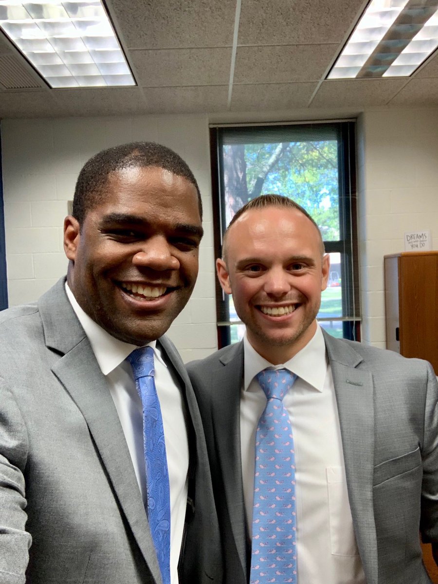 DrRobSnyder's tweet photo. I have a ton of admiration for the work @TDade has done for @RCSDNYS! He’s been a champion for our kids through this difficult time and our community needs him! #WeStandWithDade #PrincipalsForDade https://t.co/42cMCurClL