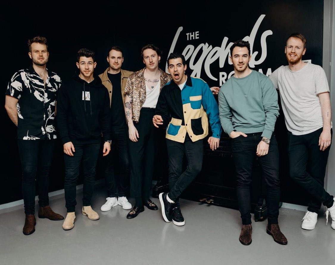 joejonas's tweet photo. Thank you guys for dropping by the IG Live with @picturethis, @HG_music_, and @jordanmcgraw!! https://t.co/Hs8FxhwEdX