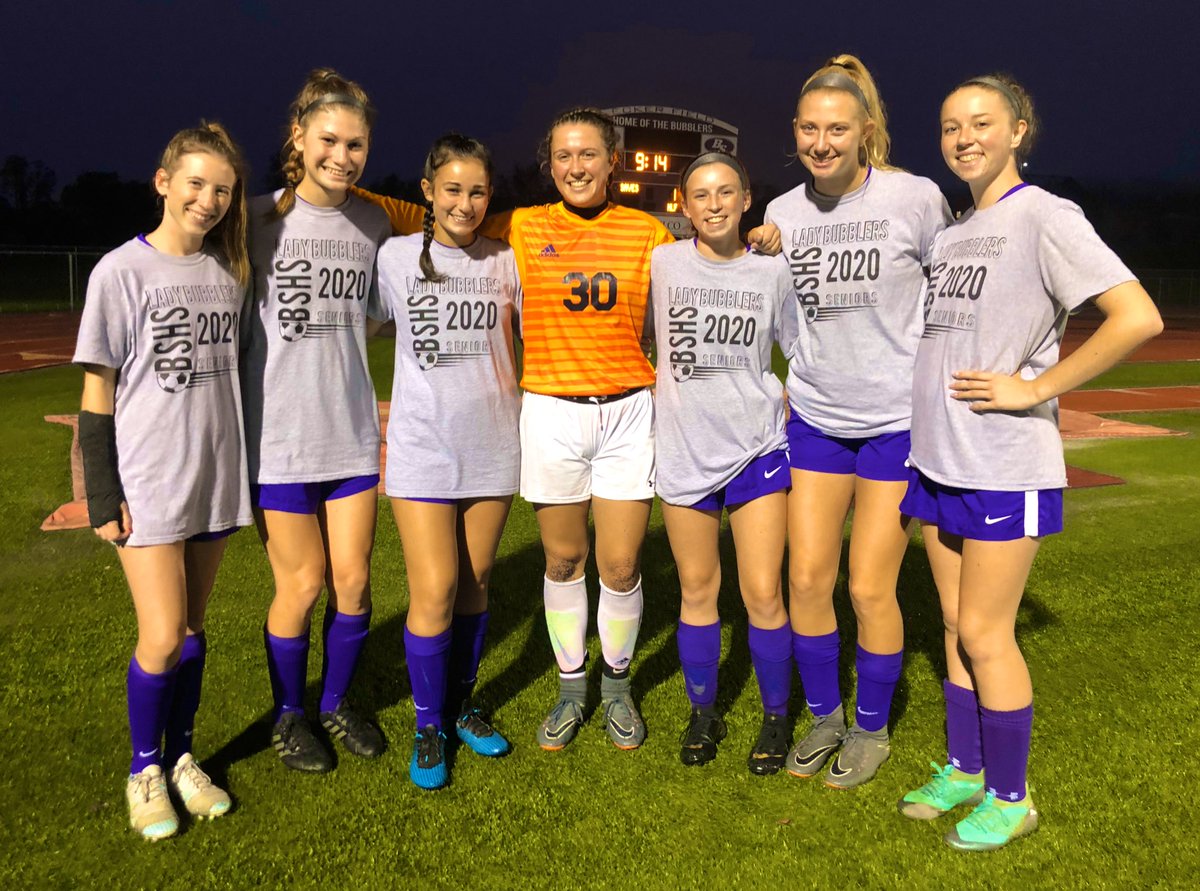 barbaraskuhns's tweet photo. @PIAASports @LBubblersoccer #PIAATogether https://t.co/NgCYklKk7o