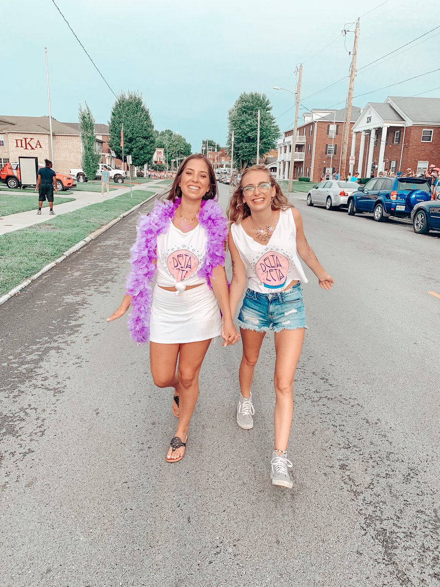 mostatedz's tweet photo. #whyDZwednesday โThe love these girls show one another is unmatched, and the success we want to see in EACH sister is amazing๐ค๐ฆ๐โ - Sydney Slaven Fall 19โ https://t.co/efbEWvbfxS