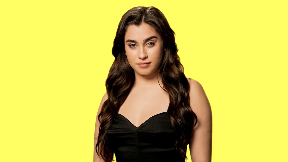 Lauren Jauregui as The 1975; a thread: